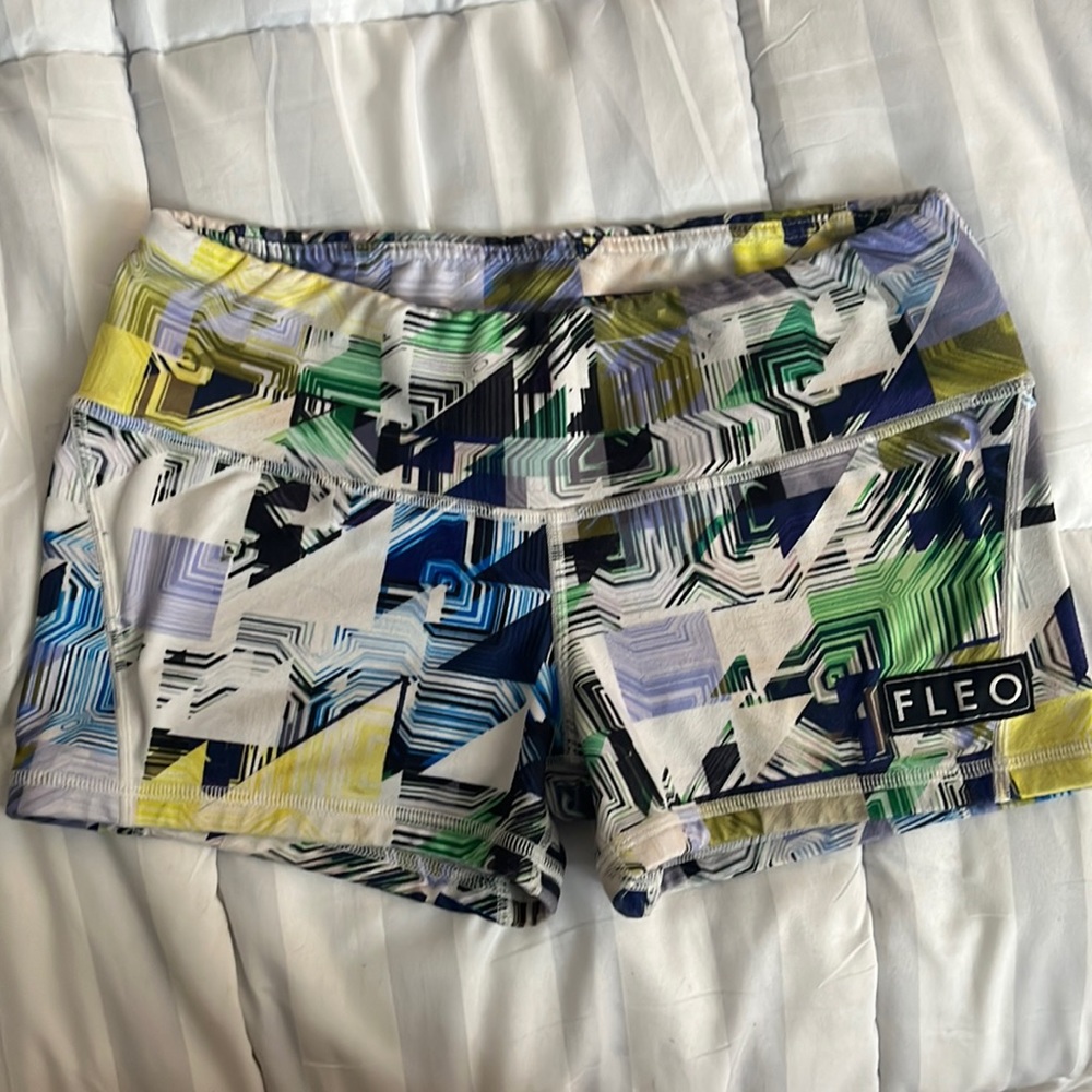 Fleo, size medium